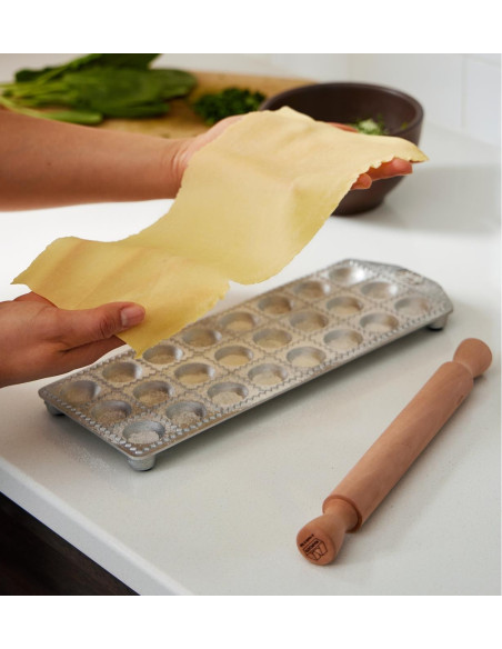 Marcato Pasta Ravioli MOULD Round 40mm X 24 Raviolis