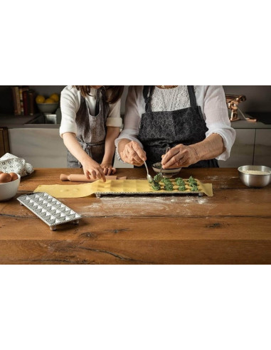 MARCATO Ravioli Mould แม่พิมพ์ราวีโอลี่ 5x5 ซม รุ่น RA-Q50X24-CLS