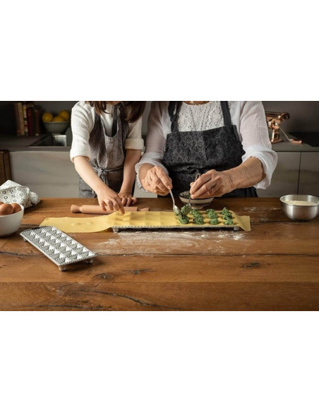 MARCATO Ravioli Mould แม่พิมพ์ราวีโอลี่ 5x5 ซม รุ่น RA-Q50X24-CLS