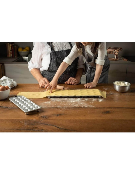 MARCATO Ravioli Mould แม่พิมพ์ราวีโอลี่ 5x5 ซม รุ่น RA-Q50X24-CLS